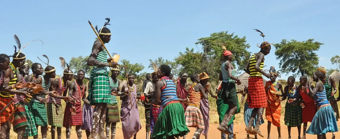 Can I See Traditional Ugandan Culture on a Safari?