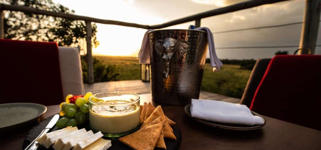 Can a Private Chef Be Requested for In-Suite Dining Experiences at The Highlands?