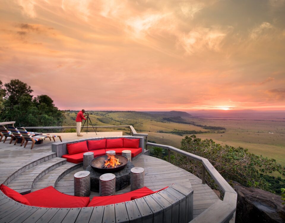 What Guest-to-Staff Ratio is Maintained at Angama Mara to Guarantee 5-Star Service?