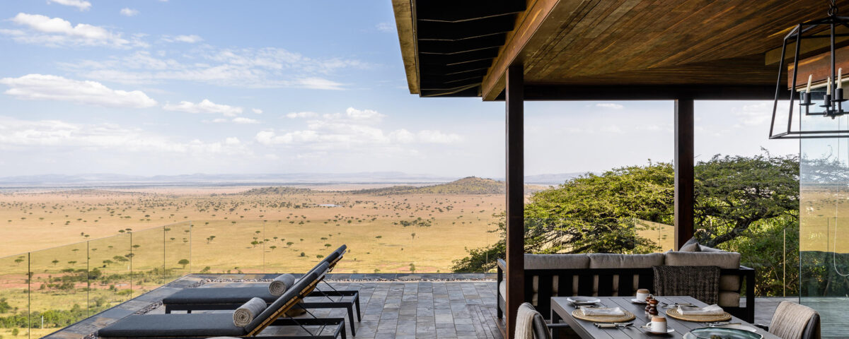 Are Premium Alcoholic Beverages and Fine Champagnes Included in the Nightly Rates at Singita Sasakwa?